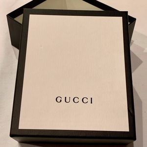 Gucci box - Creme and Black